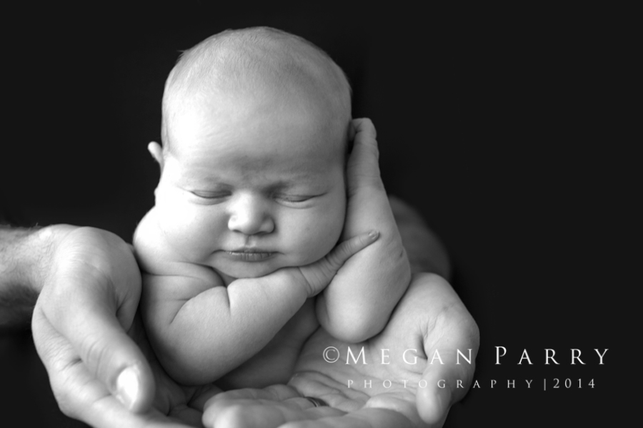 fine-art-black and white-baby-photography